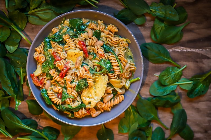 One-Pot Rotini with Pesto Artichokes and Spinach - (gluten-free)